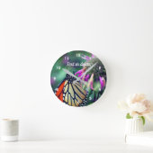 Monarch Butterfly on Flower Personated   Ronde Klok (Huis)