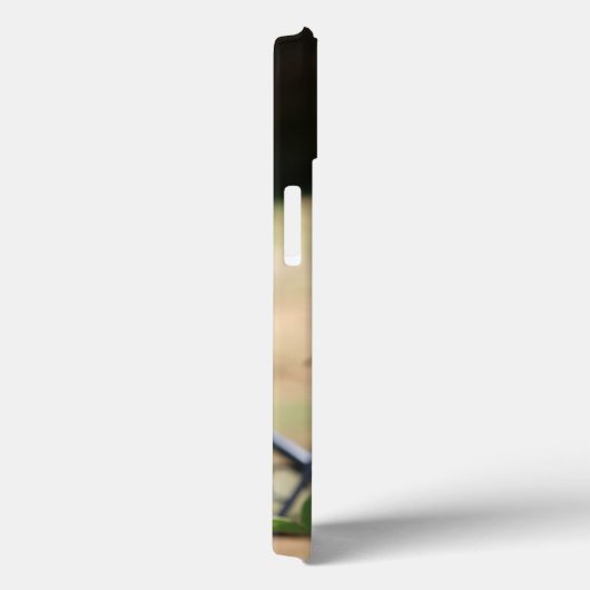 Monarch Butterfly op een Dahlia Case-Mate iPhone Case (Achterkant / Rechts)