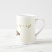 Monarch Butterfly op False Sunflower Inspirerend Porselein Kop (Rechts)