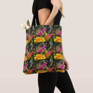 Monarch Butterfly op Roze Marigold Tote Bag