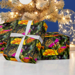 Monarch Butterfly op roze marigold wrapping papier