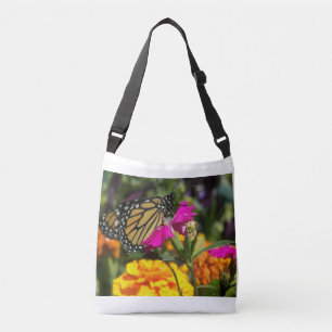 Monarch Butterfly op roze marigolfbloem Crossbody Tas