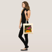 Monarch Butterfly op roze marigolfbloem Tote Bag (Voorkant (model))