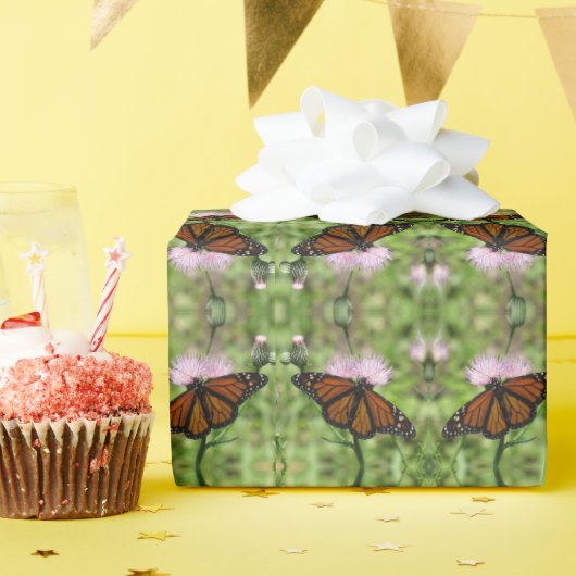 Monarch Butterfly op Thistle Wrapping Paper Roll Cadeaupapier (Verjaardagsfeest)