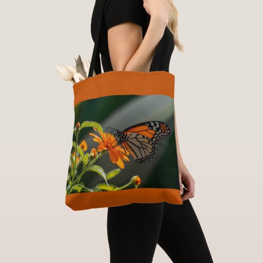 Monarch Butterfly Tote Bag (Dichtbij)