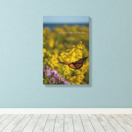 Monarch Butterfly Vliegt Wilde Vloer Meadow Lake Canvas Afdruk (Insitu (Houten vloer))