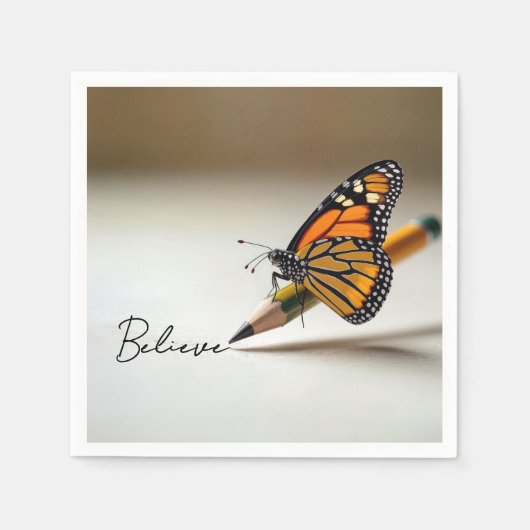 Monarch Butterfly With Believe Text Servet (Voorkant)