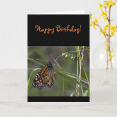 Monarch vlinder in het gras verjaardag kaart (Gele Bloem)