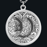Monarchia "V" Zilver Vergulden Ketting<br><div class="desc">Fancy letter Monogram lettertype genaamd Monarchia. Een Victoriaans tekst in  stijl. Pas dit aan met uw illustratie of tekst. Breng dit ontwerp over op elk product.</div>
