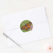 Monarchvlinder mannetje op moeraszijde sticker (Envelop)