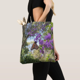 Monarchvlinder op Paarse Bloemen Tote Bag