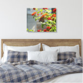 Monarchvlinder op rode vlinderstruik canvas afdruk (Insitu (Slaapkamer))
