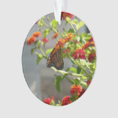 Monarchvlinder op rode vlinderstruik ornament (voorkant)