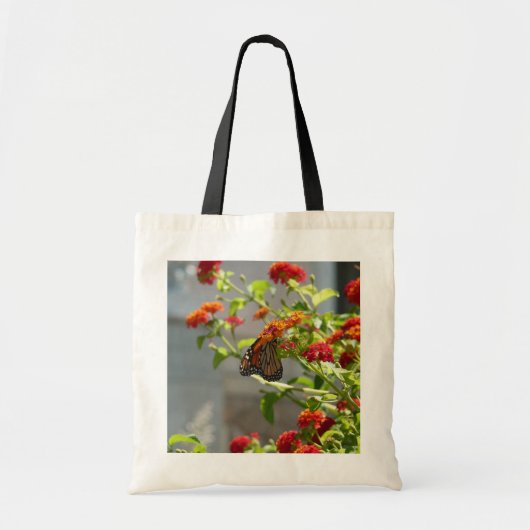 Monarchvlinder op rode vlinderstruik tote bag (Voorkant)