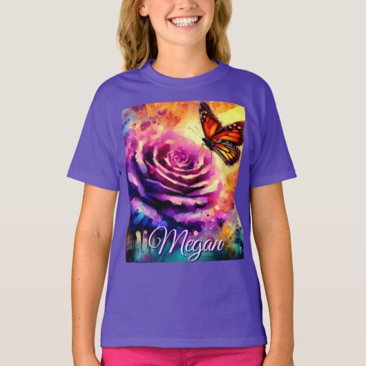 Monarchvlinder op roos bij zonsondergang Gepersona T-shirt (Voorkant)