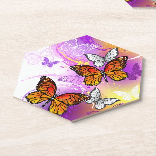 Monarchvlinders op paarse achtergrond kartonnen onderzetters (Schuin)