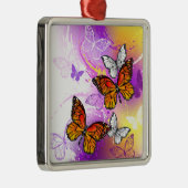 Monarchvlinders op paarse achtergrond metalen ornament (Rechts)