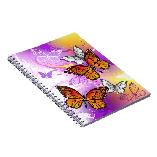 Monarchvlinders op paarse achtergrond notitieboek (Rechterzijde)