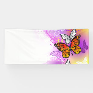 Monarchvlinders op paarse achtergrond spandoek