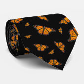 Monarchvlinders op zwart stropdas (Opgerold)