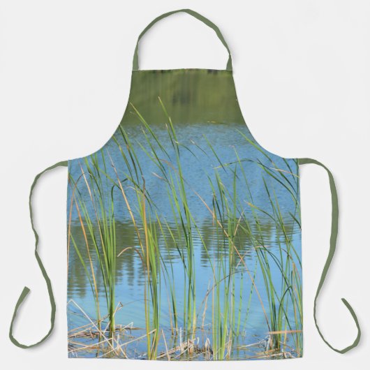 Monet geïnspireerde Cattails Reeds op Lake Blue Schort (Voorkant)