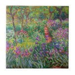 Monet Iris Garden in Giverny Tile Tegeltje<br><div class="desc">Monet Iris Garden bij Giverny-tegel. Olieverf op canvas 1899. De Iris Garden in Giverny vertegenwoordigt een van de kleurigste en geliefde bloemschilderijen van een monet. Het levendige gebruik van paars, rode, groene en blauwe tinten maakt dit een van de meest dynamische impressionistische stukken uit deze rijke periode in Monet's carrière....</div>