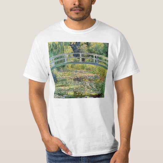 Monet Japanse brug met T-shirt met waterlilies (Voorkant)