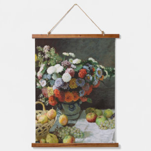 Monet stilleven met bloemen en fruit hangend wandkleed