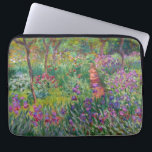 Monet "The Iris Garden at Giverny" Laptop Sleeve<br><div class="desc">Monet was de oprichter van het Franse schilderij Impressionist, waarvan de "Iris Garden at Giverny" (geschilderd tussen 1899 en 1900) een prachtig voorbeeld is. Het is een viering van kleur, licht en beweging. Toen Monet de wijk Giverny kocht, maakte hij de bloementuin die al op zijn grond was geplant, nieuw...</div>