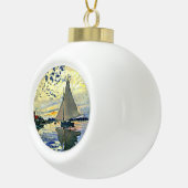 Monet - Zeilboot bij le Petit Gennevilliers Keramische Bal Ornament (Rechts)