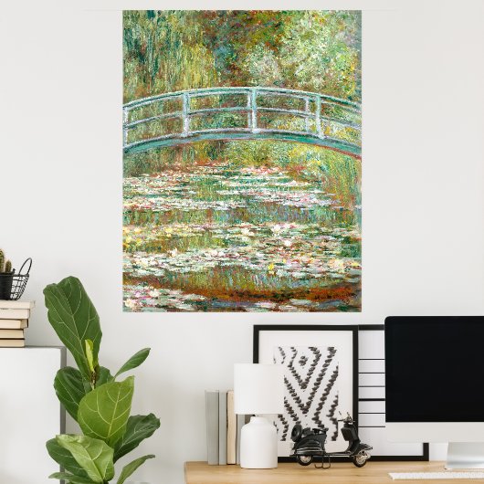 Monet's Brug over een waterpoel Poster (Thuiskantoor)