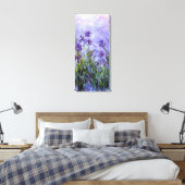 Monet's Lila Irises Canvas Afdruk (Insitu (Slaapkamer))