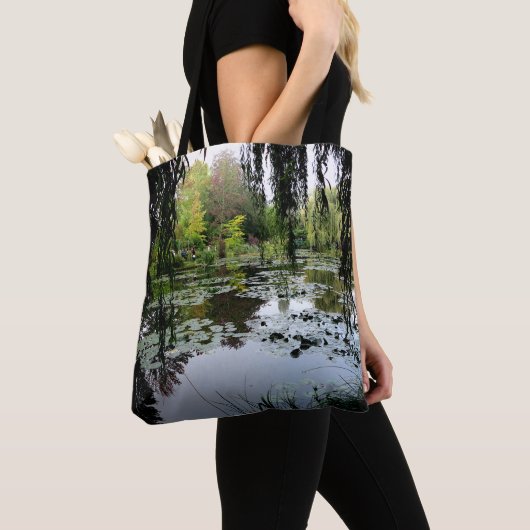 Monet's Lily Pond, Giverny, Frankrijk Tote Bag (Dichtbij)
