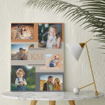 Mongrammed 6 Foto Collage Burnt Oranje Beige Imitatie Canvas Print<br><div class="desc">Stijlvol fotocanvas om met uw foto's en initiaal(s) te personaliseren. Het fotomalplaatje is opstelling klaar voor u om 6 van uw favoriete afbeeldingen toe te voegen, die met de klok mee van bovenkant links werken. Het collage wordt ingesteld tegen een neutrale warme achtergrond van verbrand sinaasappel, paddenstoelbeige en koolgrijs. Blader...</div>
