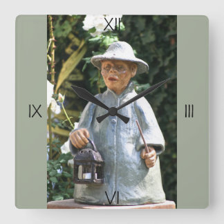 Monk Statue Clock Vierkante Klok