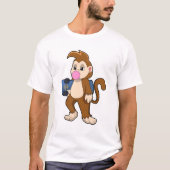 Monkey as Skater with Skateboard T-shirt (Voorkant)