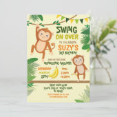 Monkey Party Verjaardagsschommel Over Geel Plezier Kaart (Staand voorkant)