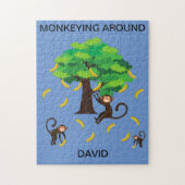 "Monkeying Around" puzzel voor kinderen met naam. Legpuzzel (Verticaal)