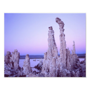 Mono Lake Reserve. Californië. VS. Tufa Foto Afdruk