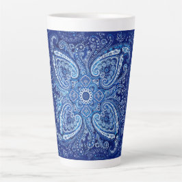 Monochromatisch blauw paisleymotief latte mok