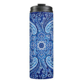 Monochromatisch blauw paisleymotief thermosbeker