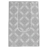 Monochromatische Faux White lace Medium Cadeauzakje (Achterkant)