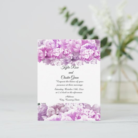 Monochromatische roze Bouquet Wedding Uitnodiging (Staand voorkant)