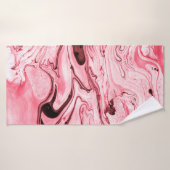 Monochrome Abstracte waterborstel, Red Futuristi Badhanddoek (Badhanddoek)