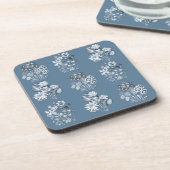 Monochrome bloemen in blauw bier onderzetter (Linkerzijde)