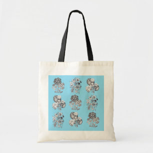 Monochrome bloemen op babyblauwe achtergrond tote bag