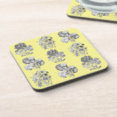 Monochrome bloemen op gele achtergrond bier onderzetter (Linkerzijde)