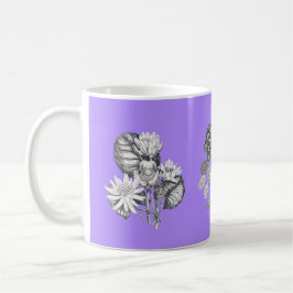 Monochrome bloemen op paarse achtergrond koffiemok