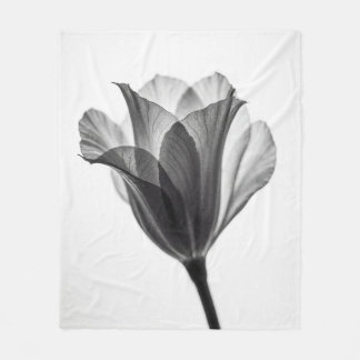 Monochrome botanical fine art photograph fleece deken