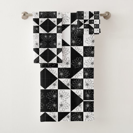 Monochrome checkboard en florale glamour Pattern Bad Handdoek (Insitu)